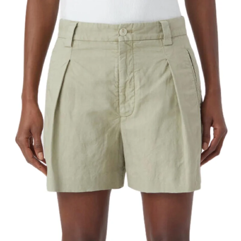 Idabel Shorts In Light Moss Green