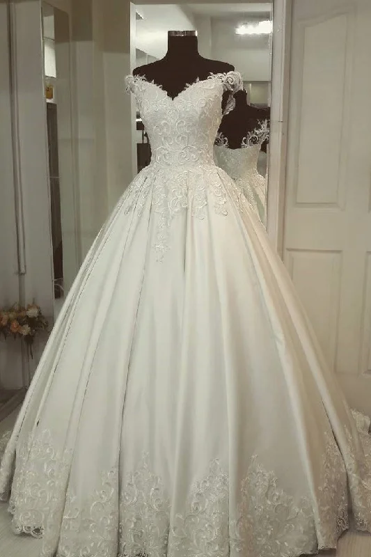 Princess Off-the-Shoulder Ivory Wedding Gown with Appliques