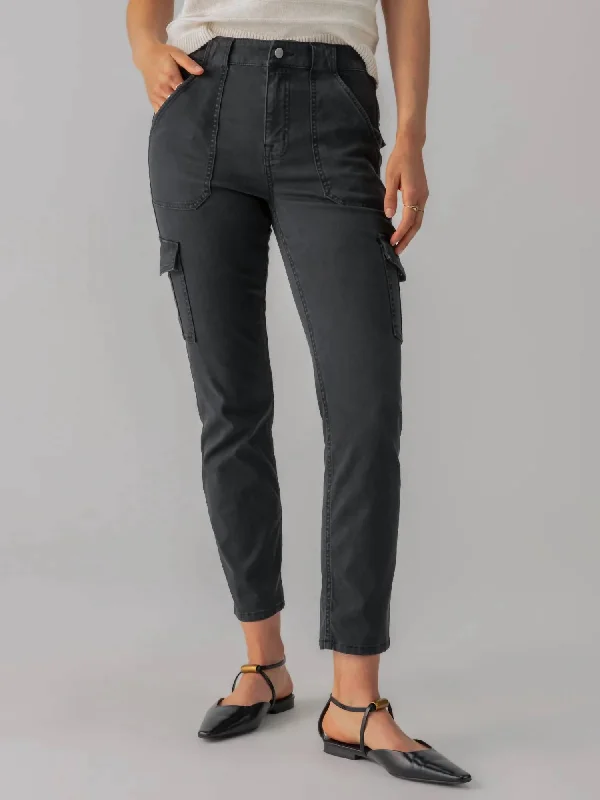 Sculpted Hayden Cargo Pants In Black