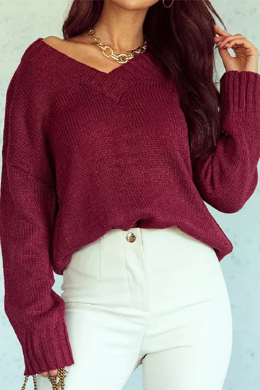 Chic oversized v-neck sweater