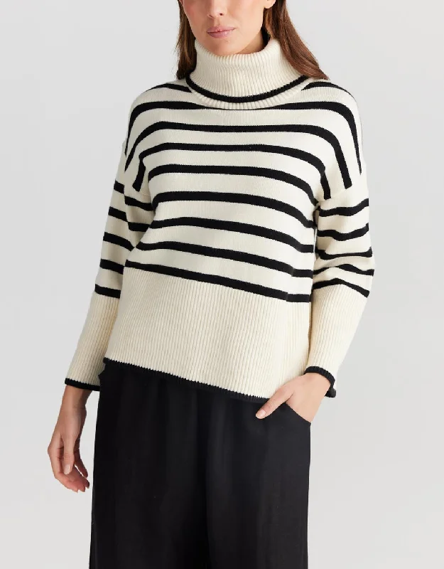 Effortlessly chic outfits for the modern woman   Mercury Knit - Natural